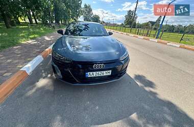 Лифтбек Audi e-tron GT 2022 в 