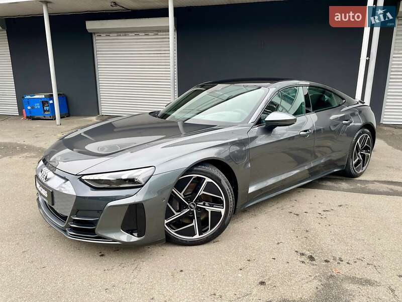 Лифтбек Audi e-tron GT 2021 в Киеве