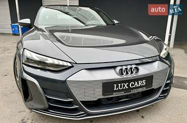 Ліфтбек Audi e-tron GT 2021 в 