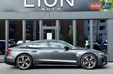 Лифтбек Audi e-tron GT 2022 в 