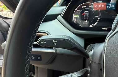 Ліфтбек Audi e-tron GT 2022 в 