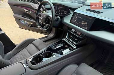 Ліфтбек Audi e-tron GT 2022 в 