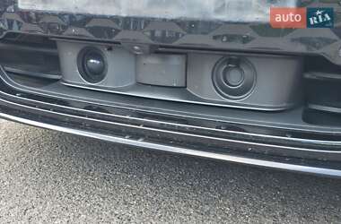 Лифтбек Audi e-tron GT 2023 в 