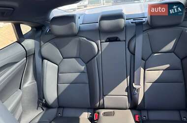 Ліфтбек Audi e-tron GT 2022 в 