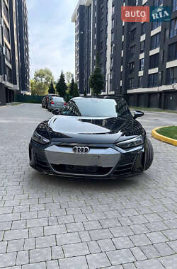 Лифтбек Audi e-tron GT 2021 в 