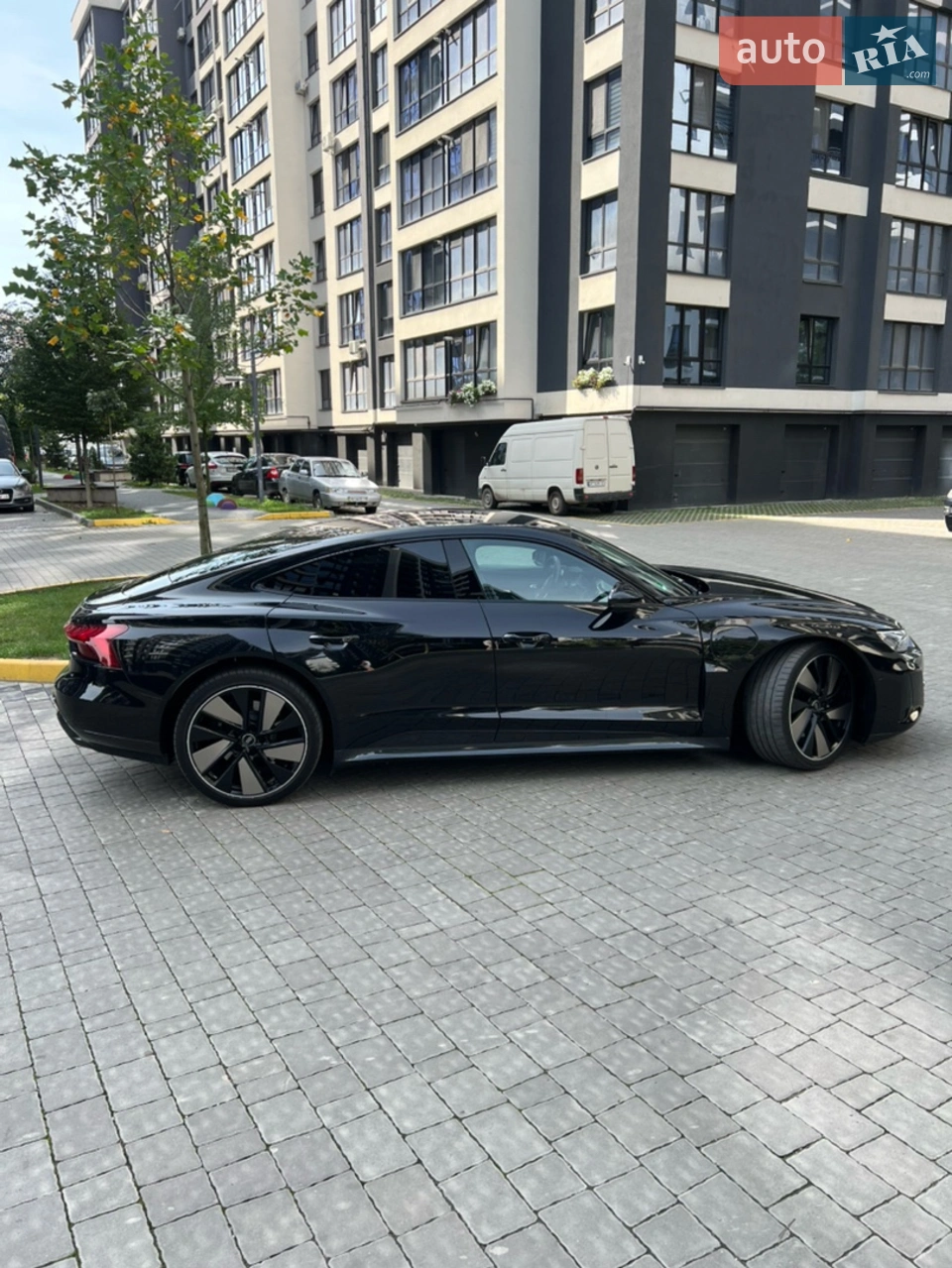 2022 Audi e-tron GT - мініатюра 39