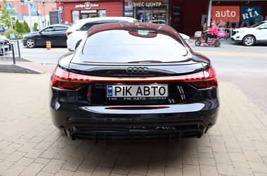 Ліфтбек Audi e-tron GT 2021 в 
