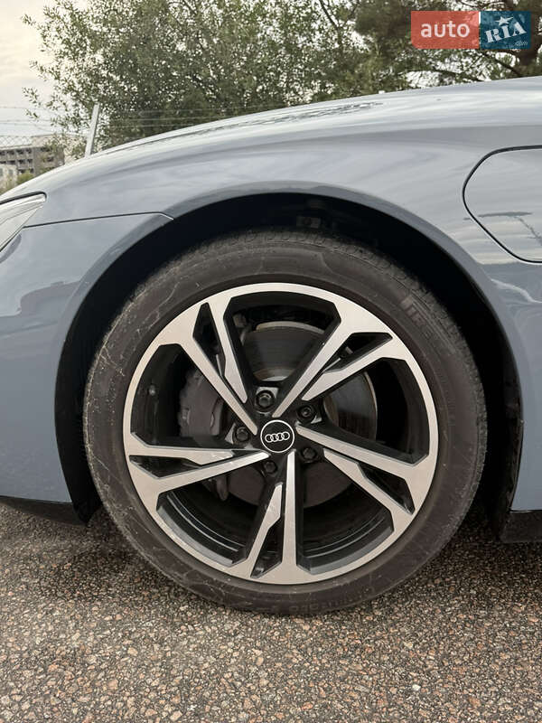 Лифтбек Audi e-tron GT 2021 в Тернополе