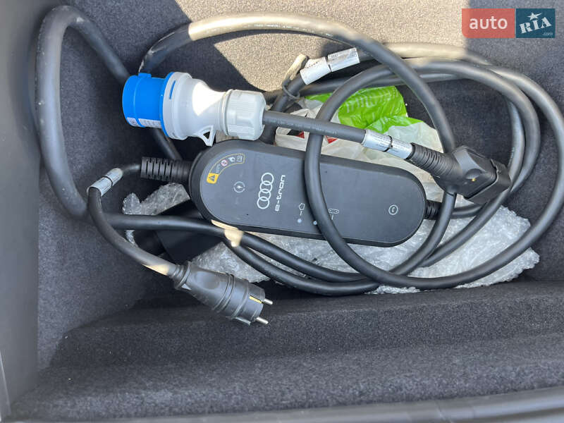 Ліфтбек Audi e-tron GT 2022 в Дніпрі