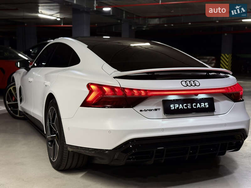 Ліфтбек Audi e-tron GT 2022 в Києві