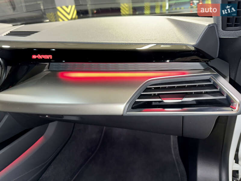 Ліфтбек Audi e-tron GT 2022 в Києві