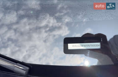 Ліфтбек Audi e-tron GT 2021 в 