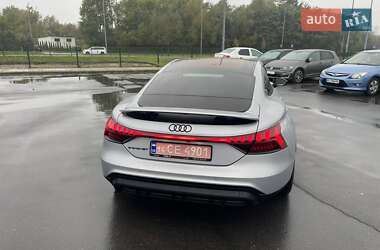 Лифтбек Audi e-tron GT 2022 в 