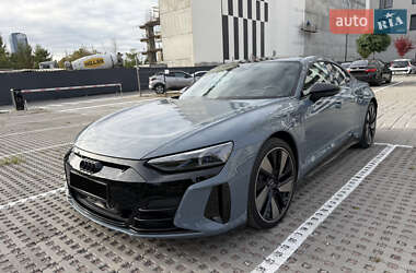Ліфтбек Audi e-tron GT 2021 в 