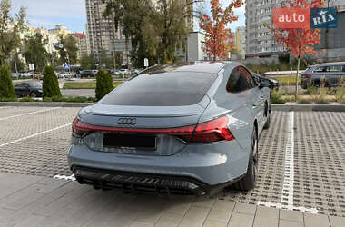 Ліфтбек Audi e-tron GT 2021 в 