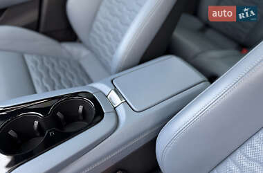 Лифтбек Audi e-tron GT 2022 в 