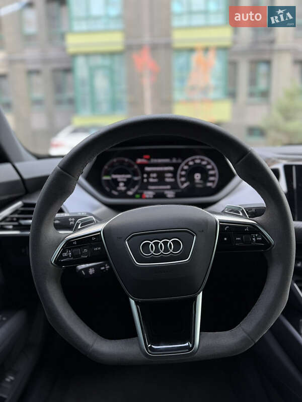 Лифтбек Audi e-tron GT 2021 в Киеве фото 28 Лифтбек Audi e-tron GT 2021 в Киеве
