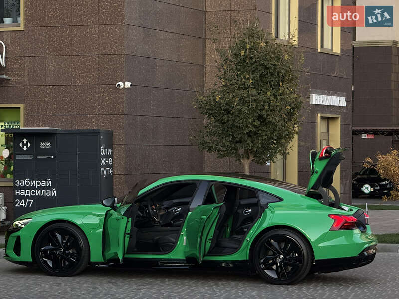 Ліфтбек Audi e-tron GT 2023 в Одесі фото 18 Ліфтбек Audi e-tron GT 2023 в Одесі
