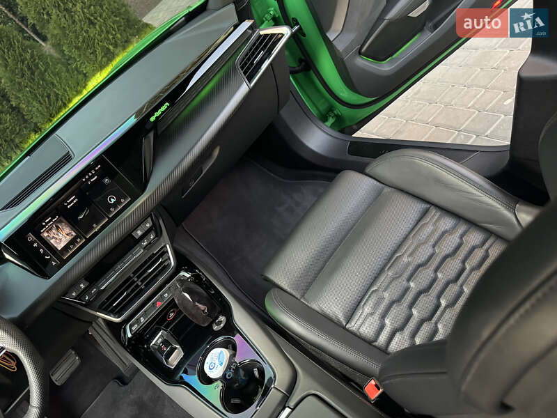 Ліфтбек Audi e-tron GT 2023 в Одесі фото 24 Ліфтбек Audi e-tron GT 2023 в Одесі