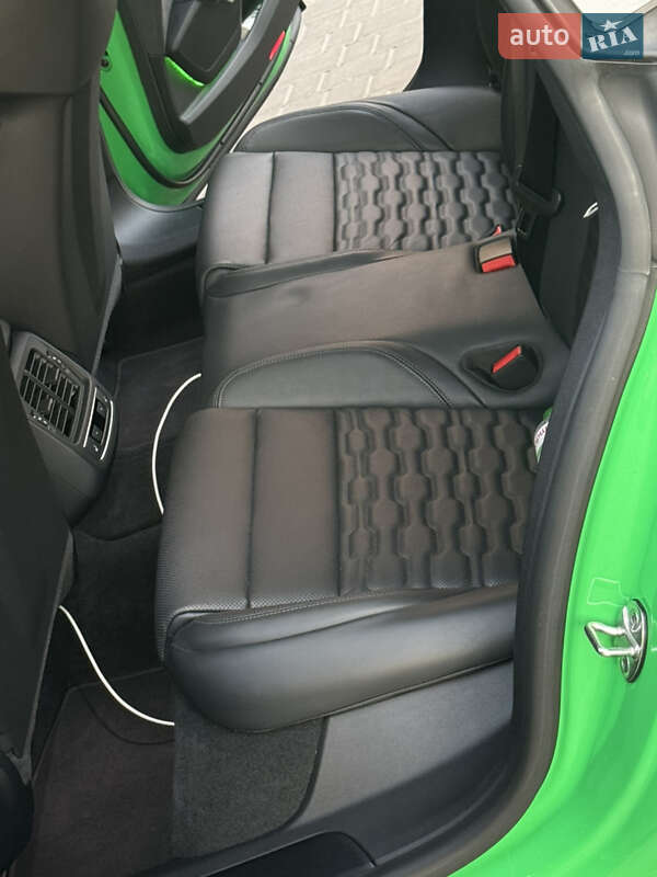 Ліфтбек Audi e-tron GT 2023 в Одесі фото 34 Ліфтбек Audi e-tron GT 2023 в Одесі