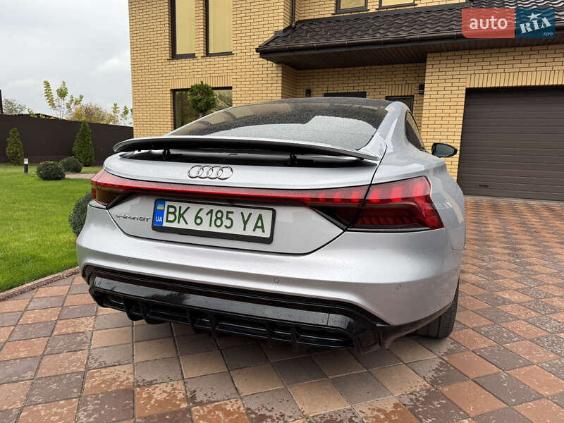 Ліфтбек Audi e-tron GT 2021 в Звенигородці фото 14 Ліфтбек Audi e-tron GT 2021 в Звенигородці