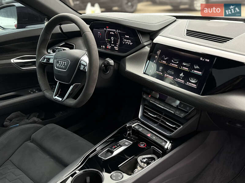 Лифтбек Audi e-tron GT 2022 в Киеве фото 12 Лифтбек Audi e-tron GT 2022 в Киеве