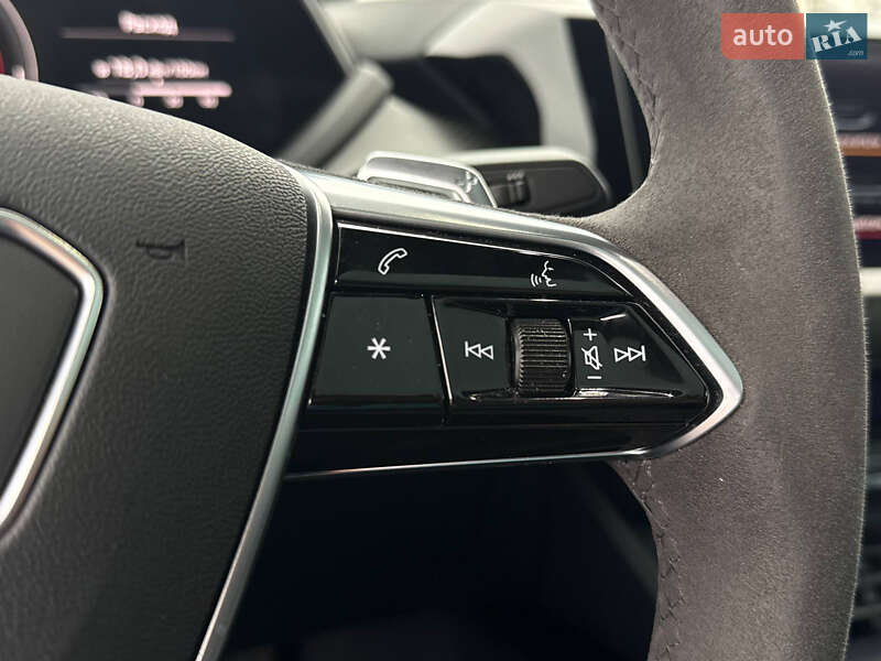 Лифтбек Audi e-tron GT 2022 в Киеве фото 22 Лифтбек Audi e-tron GT 2022 в Киеве