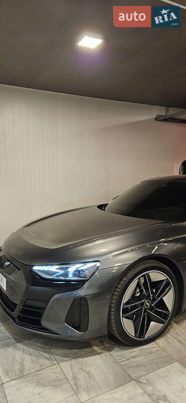 Лифтбек Audi e-tron GT 2023 в Харькове