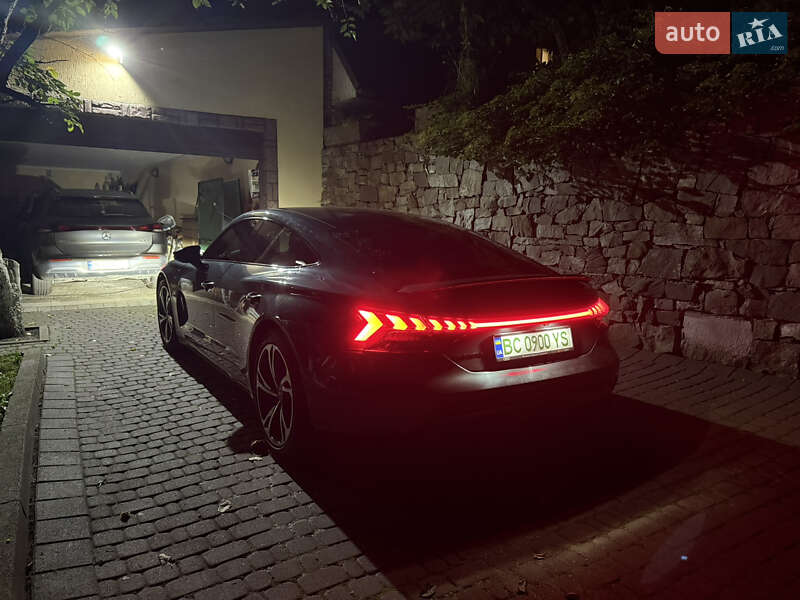 Лифтбек Audi e-tron GT 2022 в Львове
