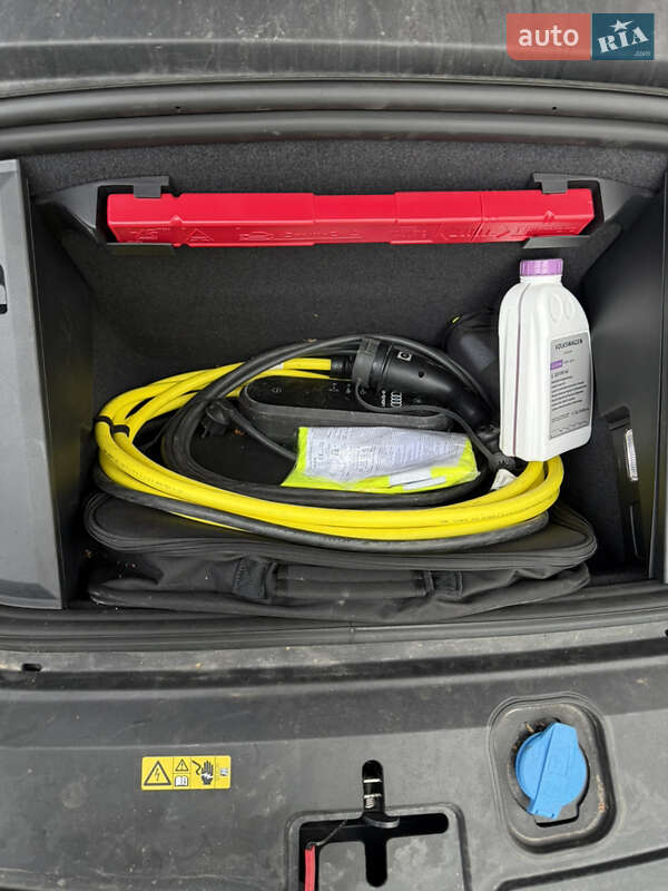 Лифтбек Audi e-tron GT 2022 в Львове