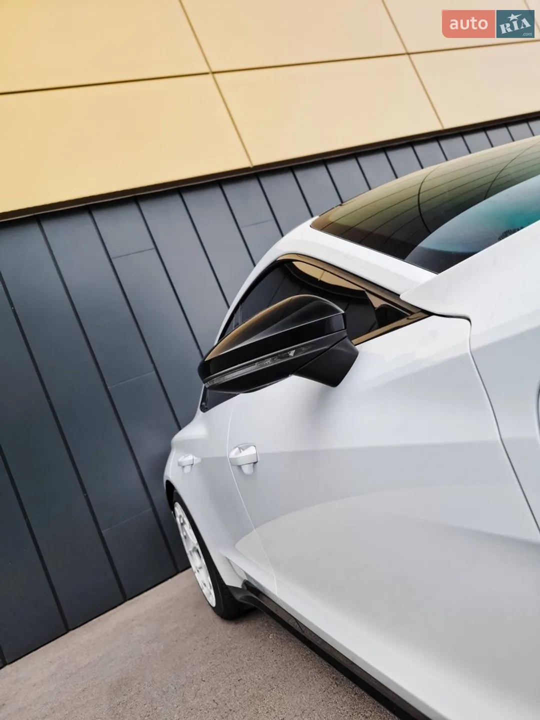 2021 Audi e-tron GT - мініатюра 3