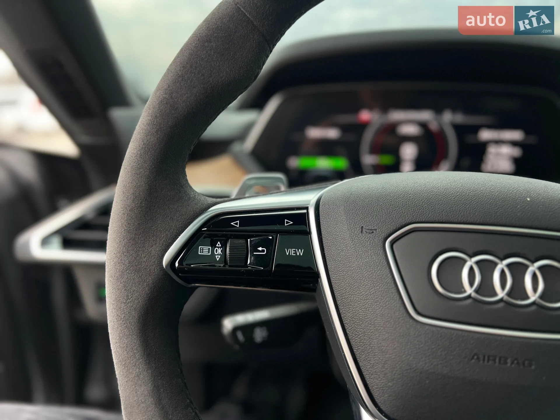 2022 Audi e-tron GT - мініатюра 35