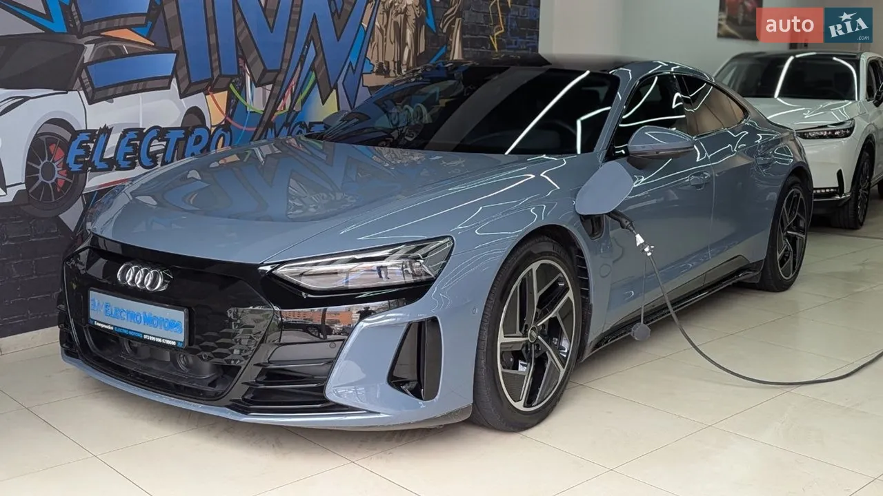 2021 Audi e-tron GT - мініатюра 23