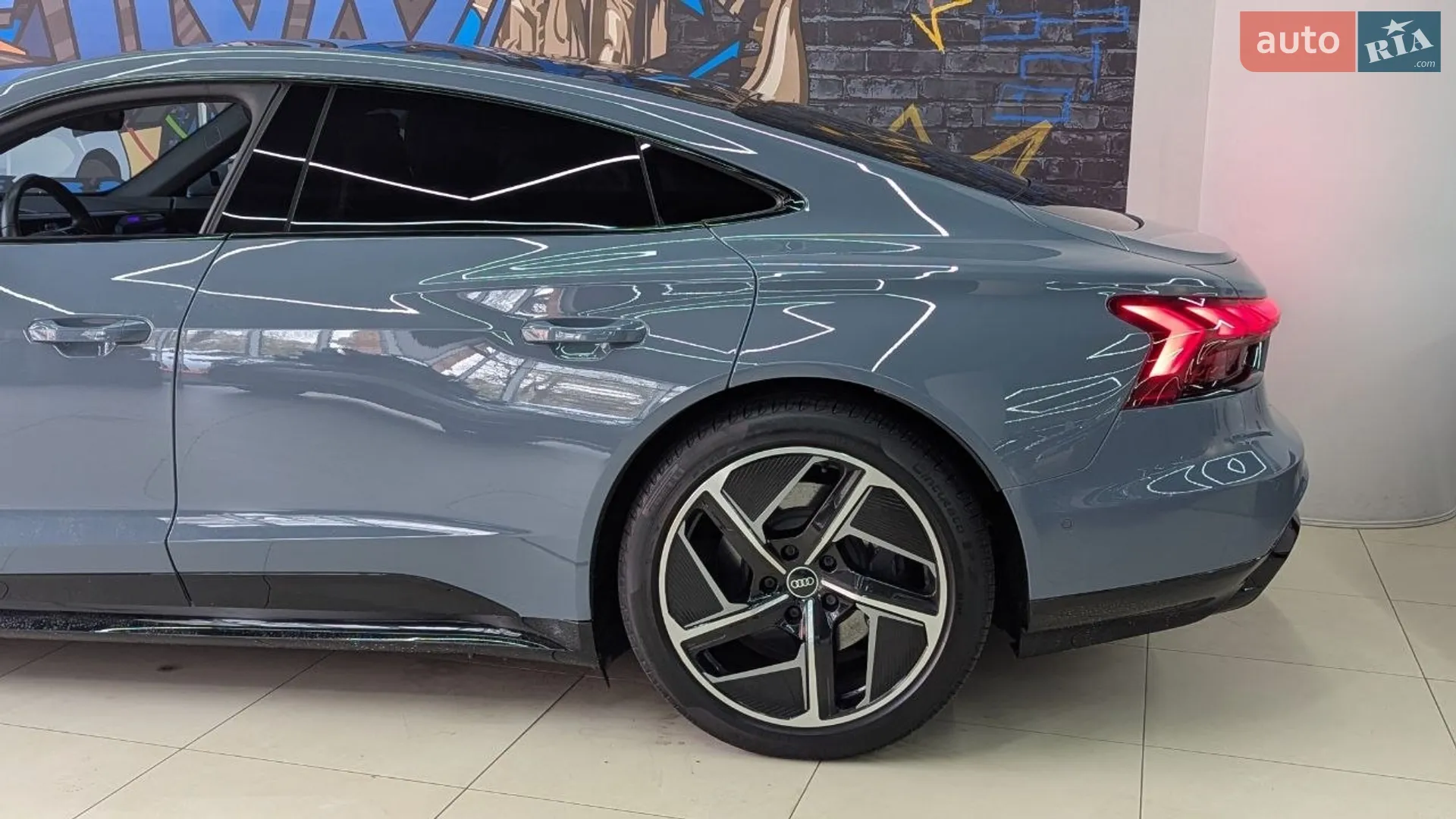 2021 Audi e-tron GT - мініатюра 21