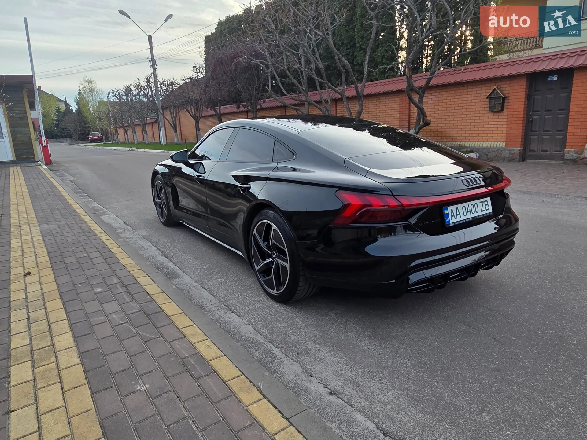 2021 Audi e-tron GT - мініатюра 5