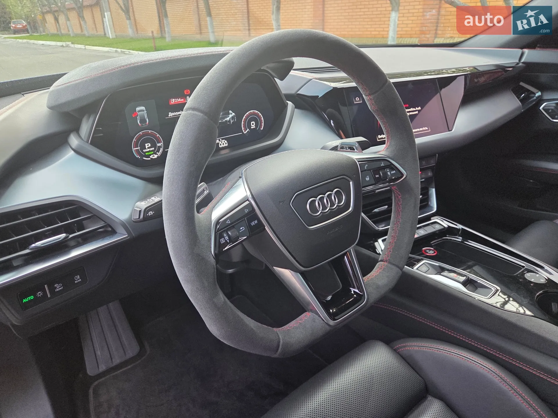 2021 Audi e-tron GT - мініатюра 11