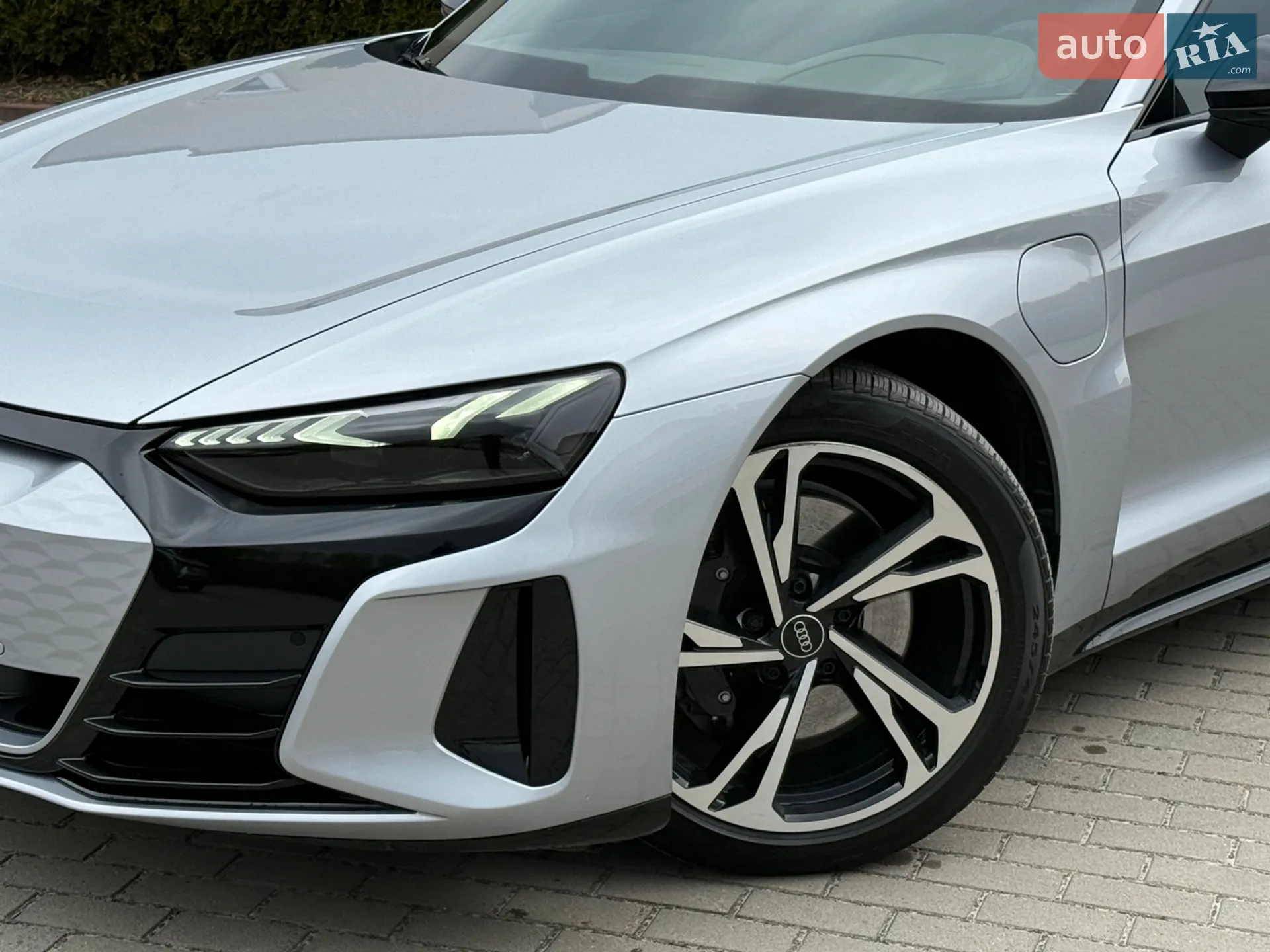 2024 Audi e-tron GT - мініатюра 11