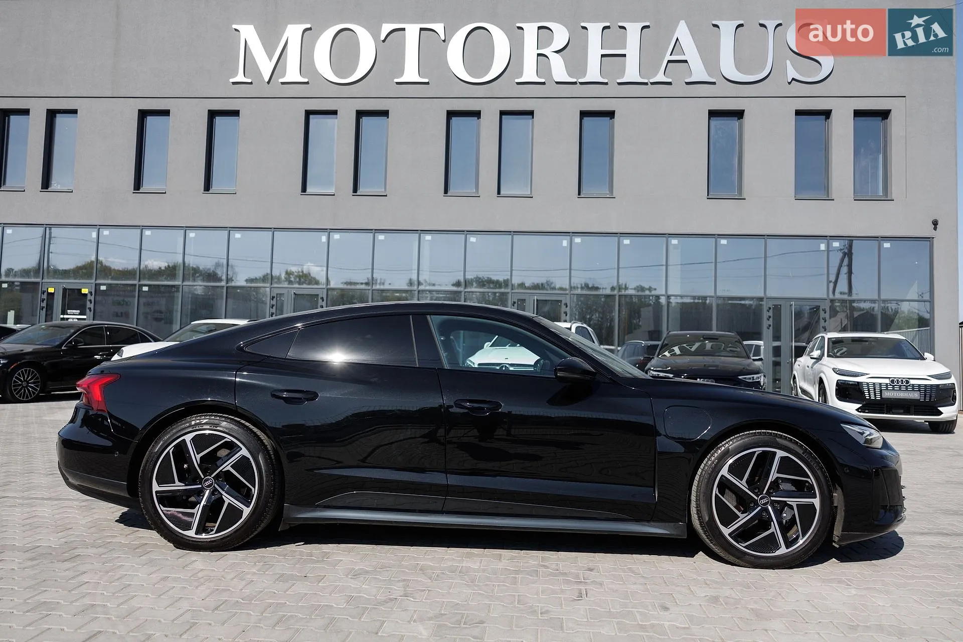 2022 Audi e-tron GT - мініатюра 3