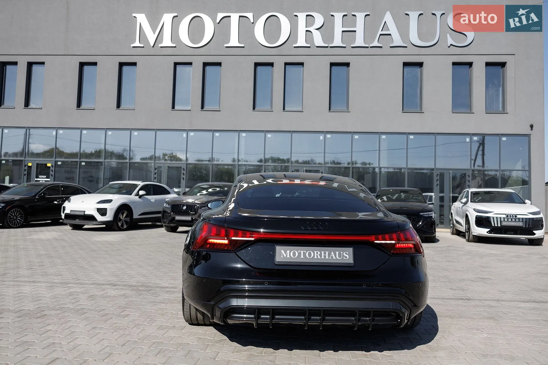 2022 Audi e-tron GT - мініатюра 5