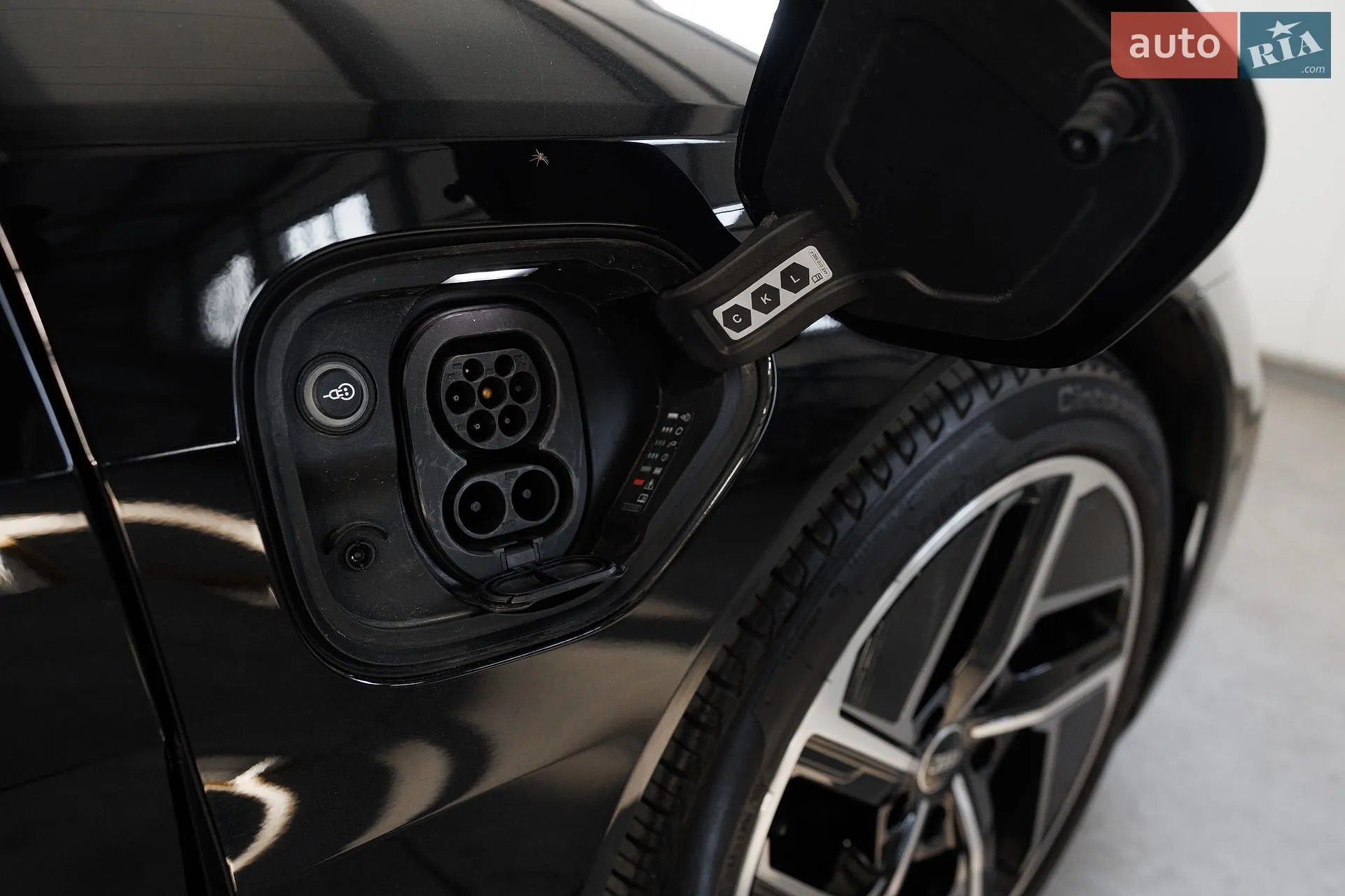 2022 Audi e-tron GT - мініатюра 48