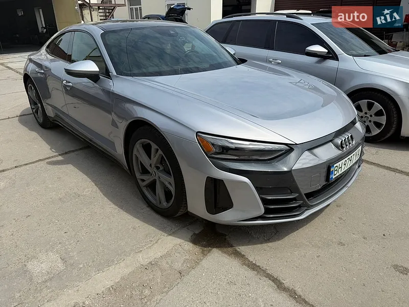 Audi e-tron GT