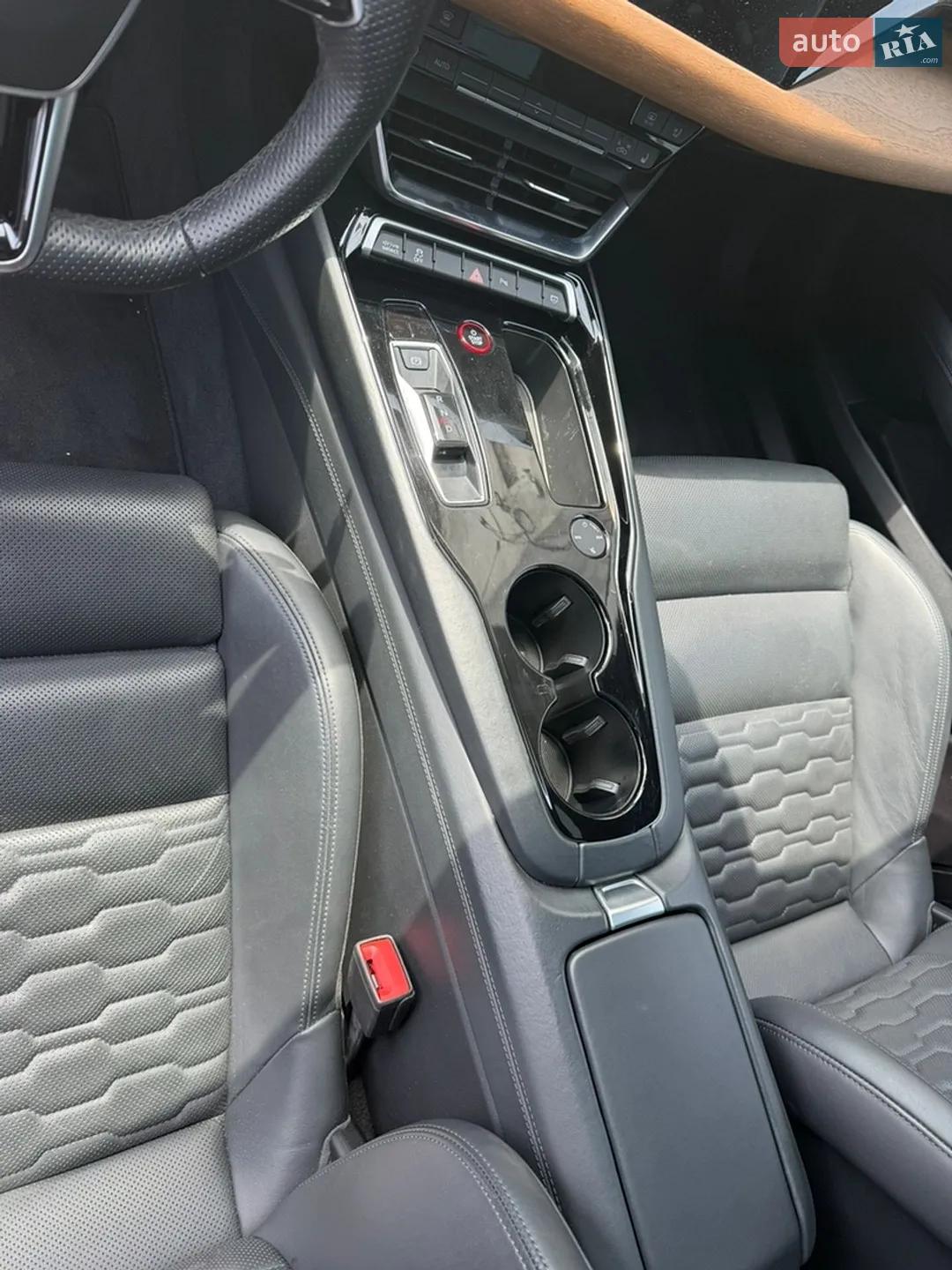 2022 Audi e-tron GT - мініатюра 6