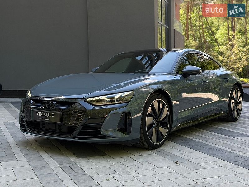 Audi e-tron GT 2021