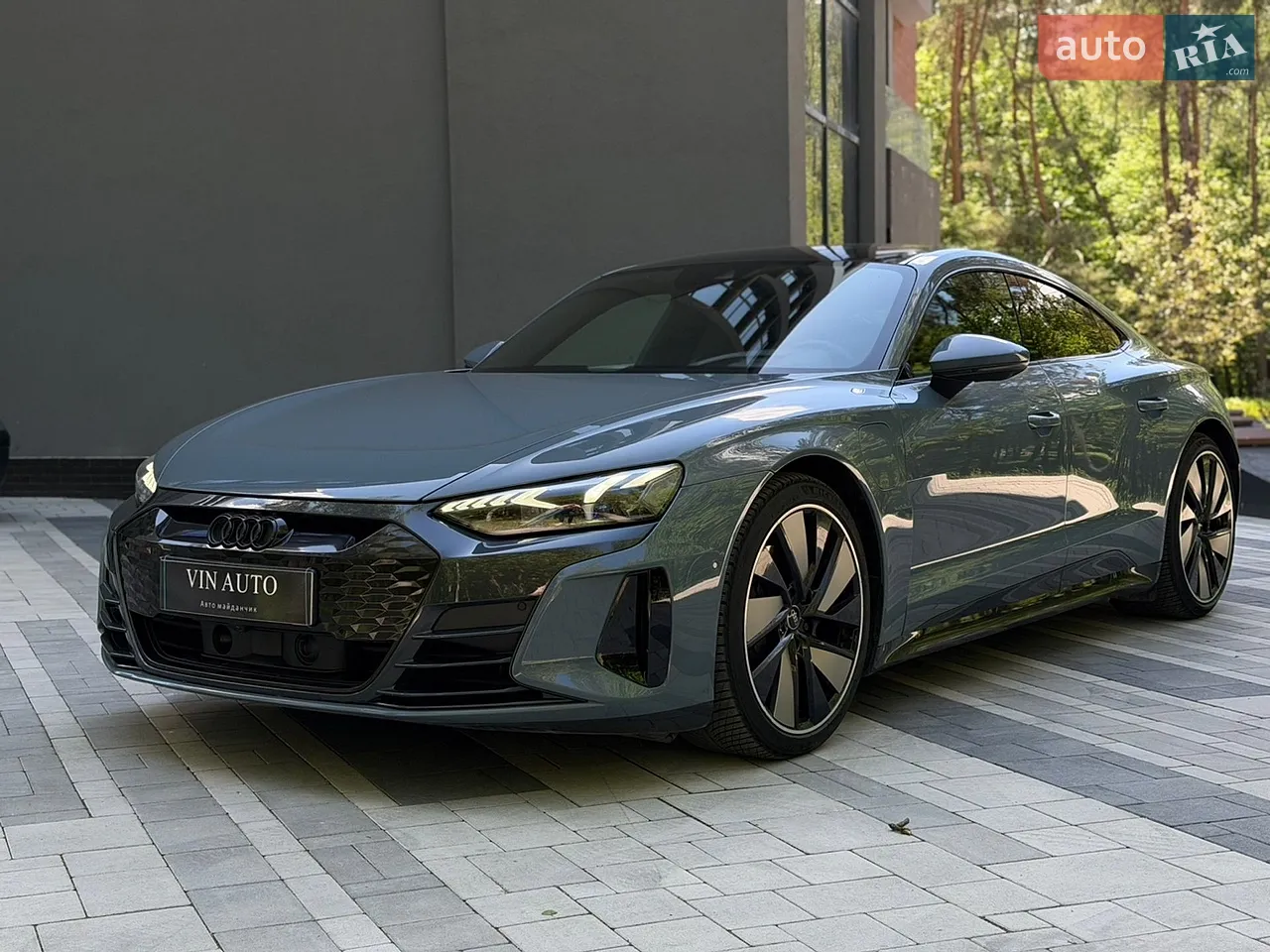 2021 Audi e-tron GT - мініатюра 47