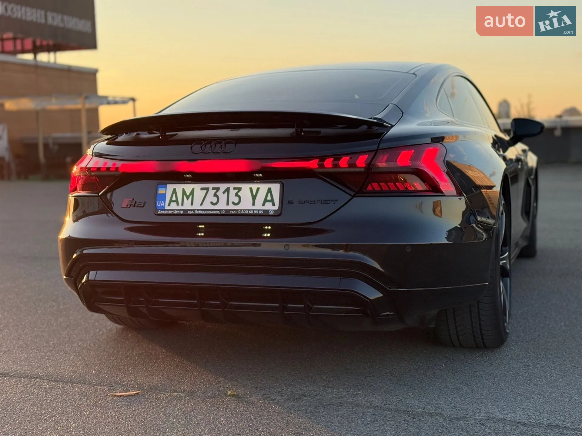 2021 Audi e-tron GT - мініатюра 8