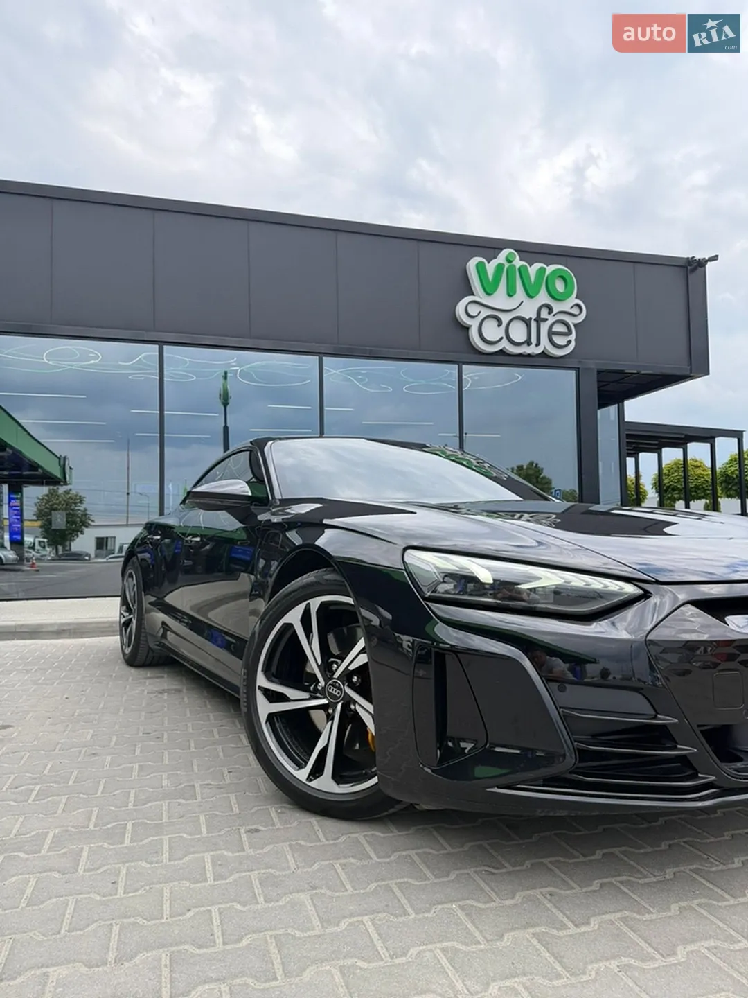 2022 Audi e-tron GT - мініатюра 6