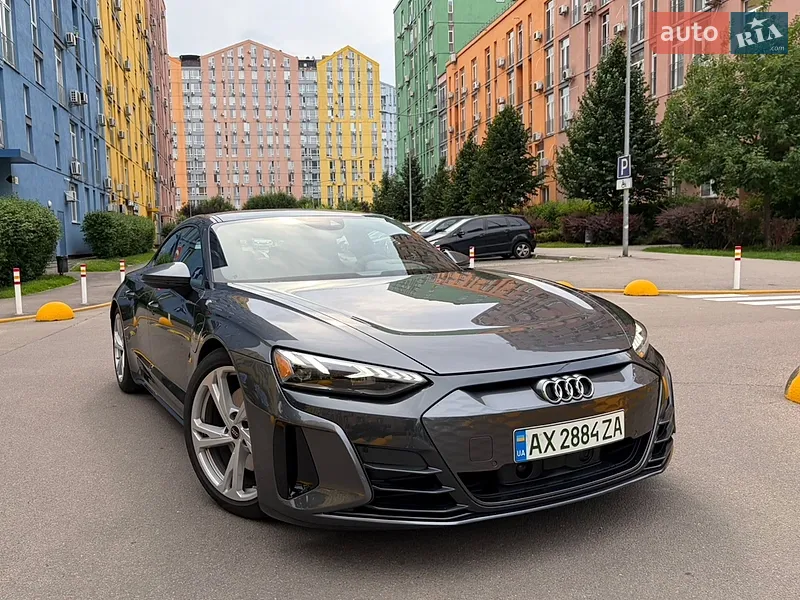 Audi e-tron GT
