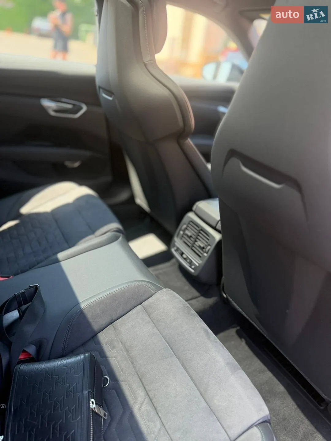 2023 Audi e-tron GT - мініатюра 9