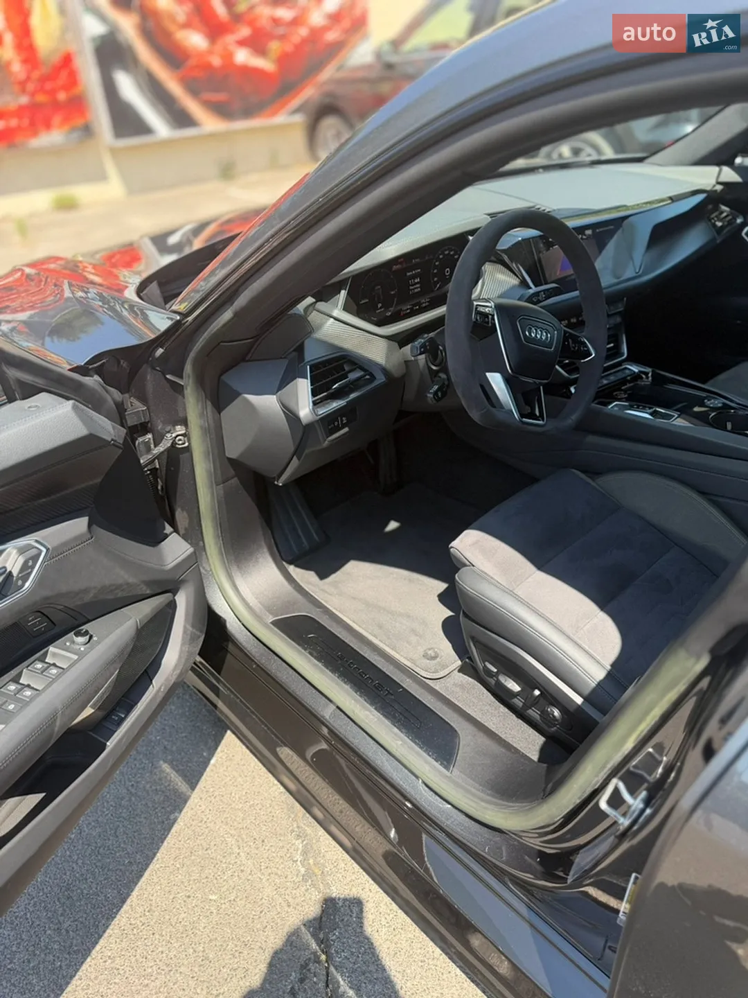 2023 Audi e-tron GT - мініатюра 17