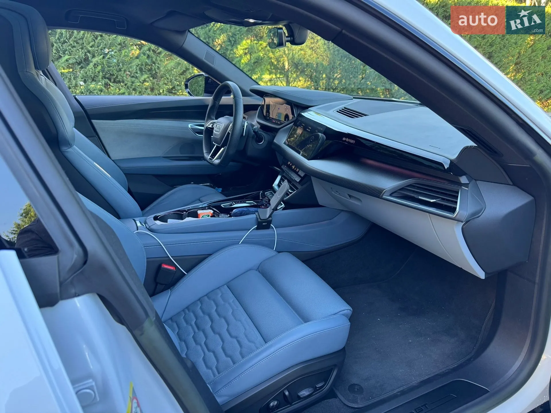 2023 Audi e-tron GT - мініатюра 10
